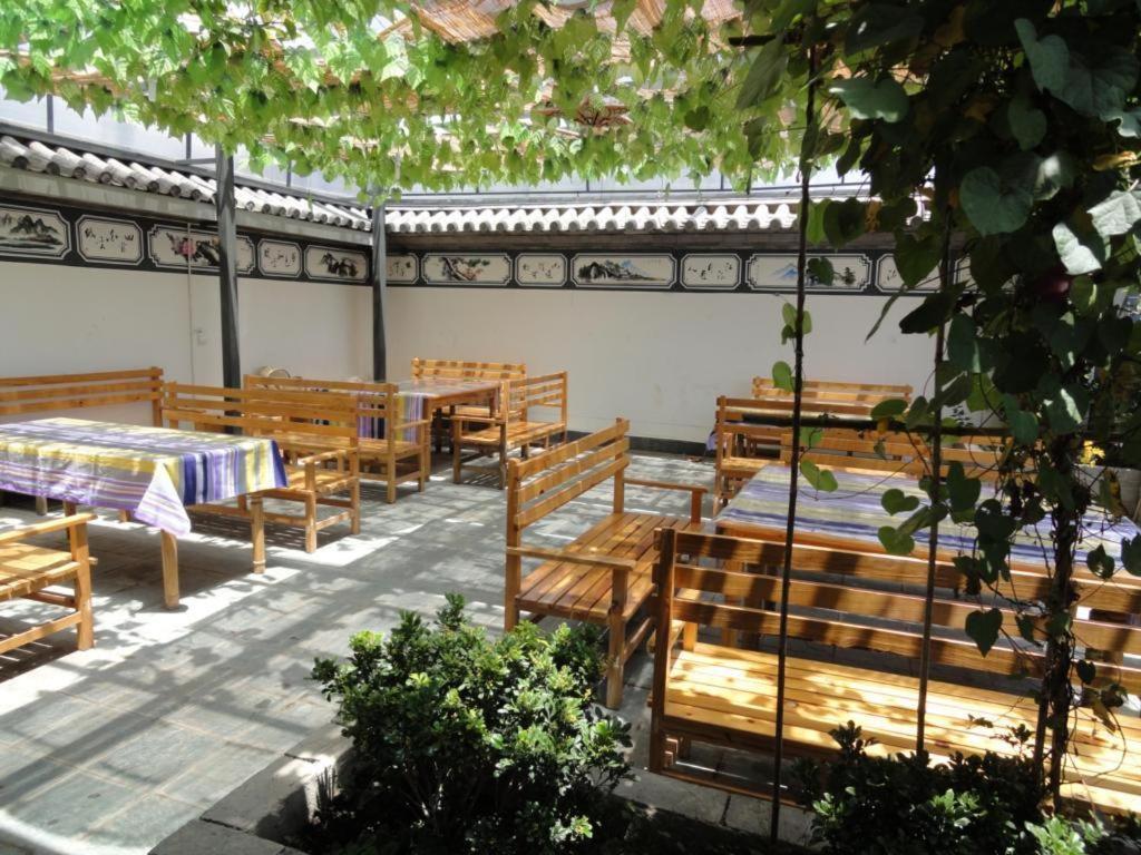 Dali Four Season Flower Inn Dali (Yunnan) Exteriör bild